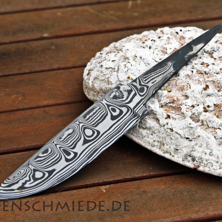 Damasteel Spitzerlklinge 122mm